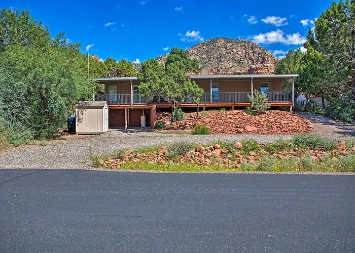 Ferienhaus W/ View, Half-mi To Chimney Rock!
